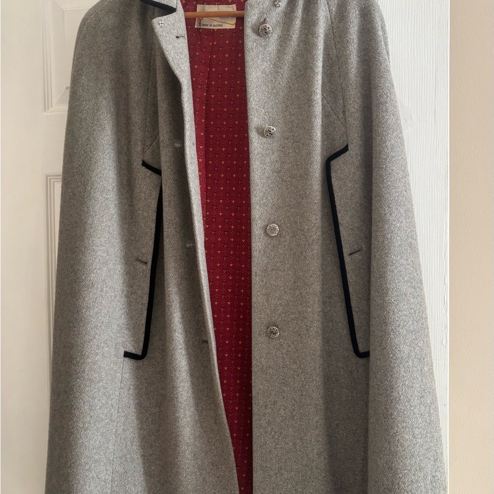 SOLD NO LONGER AVAILABLE Elegant Gray Women's Austrian Dirndl Cape